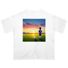 musashiyaの夕日とサッカー少年 オーバーサイズTシャツ