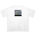 kawattiの画像店の雲に占領された青空 オーバーサイズTシャツ