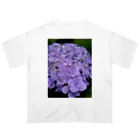 yurisacinの紫陽花（紫） オーバーサイズTシャツ