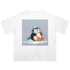 ganeshaのかわいいペンギンとおもちゃのシャベル Oversized T-Shirt