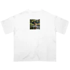 kokin0の水辺を走る犬 dog runnning on the water Oversized T-Shirt