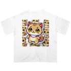 hiiro_catのふんわりした薄茶色に包まれた、ふんわりとした猫 オーバーサイズTシャツ