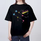 tomokomiyagamiのスタースタッズ星座　双子座 Oversized T-Shirt