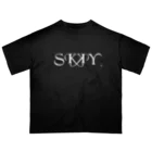 スケキヨ@グッズ販売🛍のSKKY.(白文字) Oversized T-Shirt