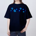 kazeou（風王）のレトロ風花(8枚)青・水色 オーバーサイズTシャツ