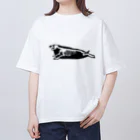 ぴすぴすのホネアザラシ ブラック Oversized T-Shirt