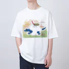 okumushiのテングビワハゴロモ様とヤモリB Oversized T-Shirt