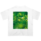 akane_art（茜音工房）の癒しの風景（クローバー） オーバーサイズTシャツ