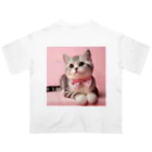 ETONAのお洒落な猫ちゃん（蝶ネクタイシリーズ03） Oversized T-Shirt