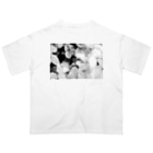 akane_art（茜音工房）のモノクロフラワー（野いちご） Oversized T-Shirt