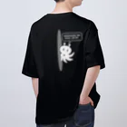 ぺんぎん24の背中から宇宙人(ホワイト) Oversized T-Shirt