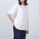 MegSan's free design🌷のフラワーキャットタワー(黒猫) Oversized T-Shirt