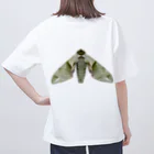 L_arctoaのウンモンスズメ幼虫と成虫 Oversized T-Shirt