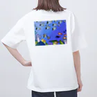 栗坊屋のパウダーブルーが泳ぐ海 Oversized T-Shirt