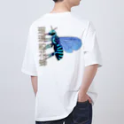 LalaHangeulの瑠璃紋花蜂　バックプリント オーバーサイズTシャツ