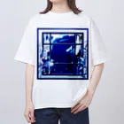 小猫まりの深青（窓） Oversized T-Shirt