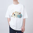 honeycombのねこと金魚 オーバーサイズTシャツ