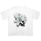 nanaqsaのLily Skull [White] オーバーサイズTシャツ