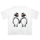 penguininkoの手繋ぎケープペンギンのカップル🐧❤️🐧 Oversized T-Shirt