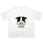 MrKShirtsのUshi (牛) 色デザイン Oversized T-Shirt