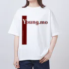 young.moのLong Square オーバーサイズTシャツ