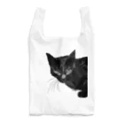 小鳥と映画館のカッコよく覗きに来た黒猫 Reusable Bag