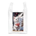 Be.BonHa 【ビーボナ】のハートを抱いた子猫 Reusable Bag