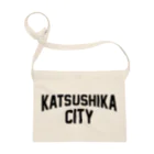 JIMOTO Wear Local Japanの葛飾区 KATSUSHIKA CITY ロゴブラック サコッシュ