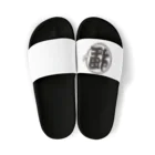 有限会社サイエンスファクトリーの総本家たぬき村 公式ロゴ/丸ベタ:black ver. Sandals