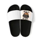 keikei5の力強い表情を見せるロットワイラー🐾 Sandals