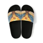 タカヤマ・サイトの神々しい鷹・シンボルマーク1 Sandals