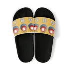 ほかほかしろくまのあったかざっかやのボタンボタンボタン Sandals