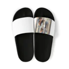 abahhyo1234の外を見る猫 Sandals