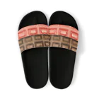 脂身通信Ｚの板チョコレート（ミルク・ストロベリー） Sandals