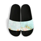 DGDGのピンクと白の花びら Sandals