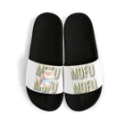 ClownCrown.jpのもふもふシリーズ001 Sandals