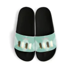 nyanya_sanの４匹のネコ♥ Sandals