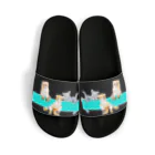 もけけ工房 SUZURI店のIKAPON CATS Sandals