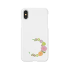 LuLaLysのCrescent Bouquet スマホケース