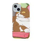 SaltyCookie Design Worksのダイニングチェアの上でくつろいでいるネコ(2)[カラー] Smartphone Case