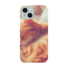 さくるんショップの気持ちよさそうに寝ている猫 Smartphone Case