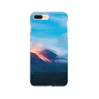 LUZ ORACEL FILMSのSakurajima Volcano Morning Smartphone Case