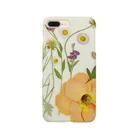 kuu_kaスマホケースのオレンジバラと野の花 Smartphone Case