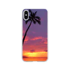 hawaiitaroハワイグッズショップのsunsetヤシの木 Soft Clear Smartphone Case