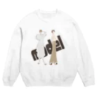 sari'sのmodel Crew Neck Sweatshirt