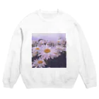 Haunted LabのWhite flowers 白いお花 Crew Neck Sweatshirt