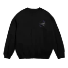 やちよ｜リアル鳥イラストのハシボソガラスさん Crew Neck Sweatshirt