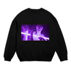 Raaaaam.の光を抱える女性像 Crew Neck Sweatshirt