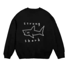 強いサメの白い強いサメ Crew Neck Sweatshirt