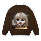 【ホラー専門店】ジルショップの怖い幼女の西洋人形 Crew Neck Sweatshirt